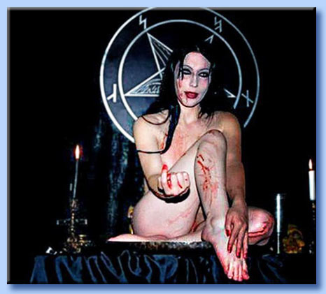 sacerdotessa di satana